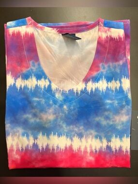 NWT Zoe Chloe Tie Dye Rainbow Print Scrub Top Multi Size